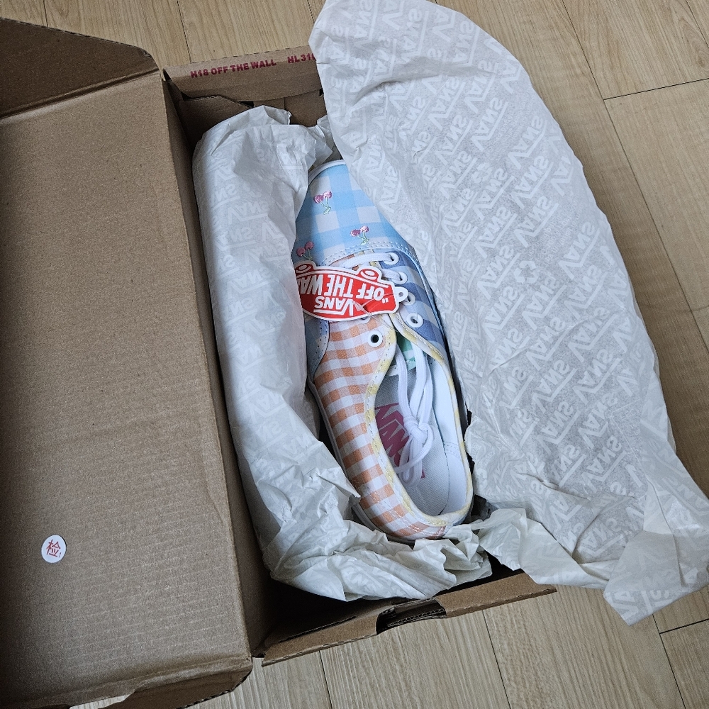 Vans Authentic Gingham Block Pastel [Embroidered Cherries]